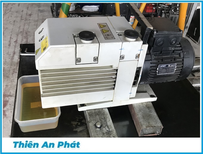 Sửa chữa bơm chân không, Model TRIVAC-D25B
